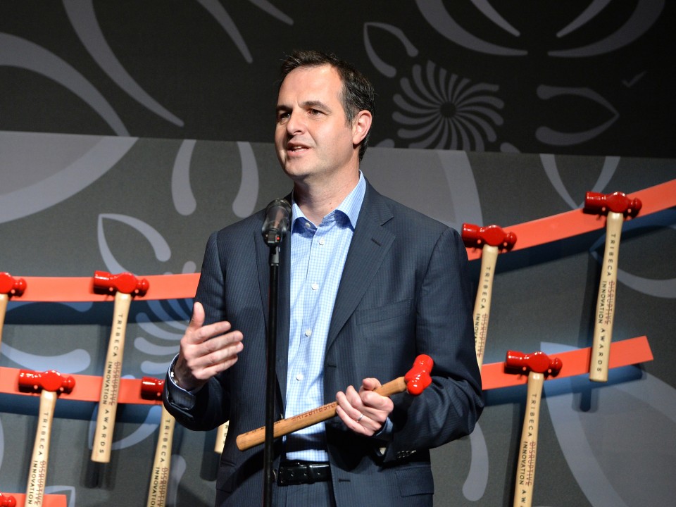 découvrez renaud laplanche, entrepreneur visionnaire et cofondateur de lending club, qui a révolutionné le prêt entre particuliers. explorez son parcours inspirant, ses innovations dans le secteur financier et son impact sur l'économie moderne.